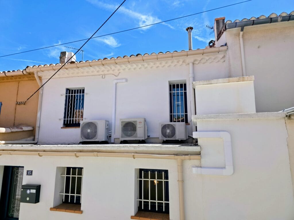 Installation de climatiseurs et d'une pompe à chaleur